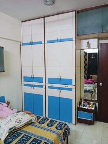 Furnished Amenities in 1 BHK Apartment at Lokhandwala Residency, Worli – for Rent