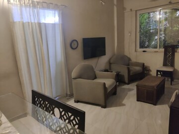 2 BHK Apartment For Rent in JK Apartment Andheri West Mumbai  8068168