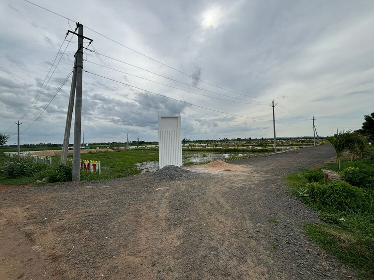 Garden, sri-bhumi-eeshaanya  600 Sq.Yd. Plot In Kankipadu Vijayawada 8068203