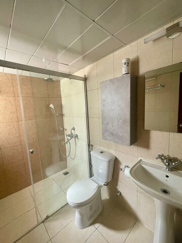 Bathroom in 2 BHK Apartment at Prestige Royale Gardens, Gantiganahalli – for Sale