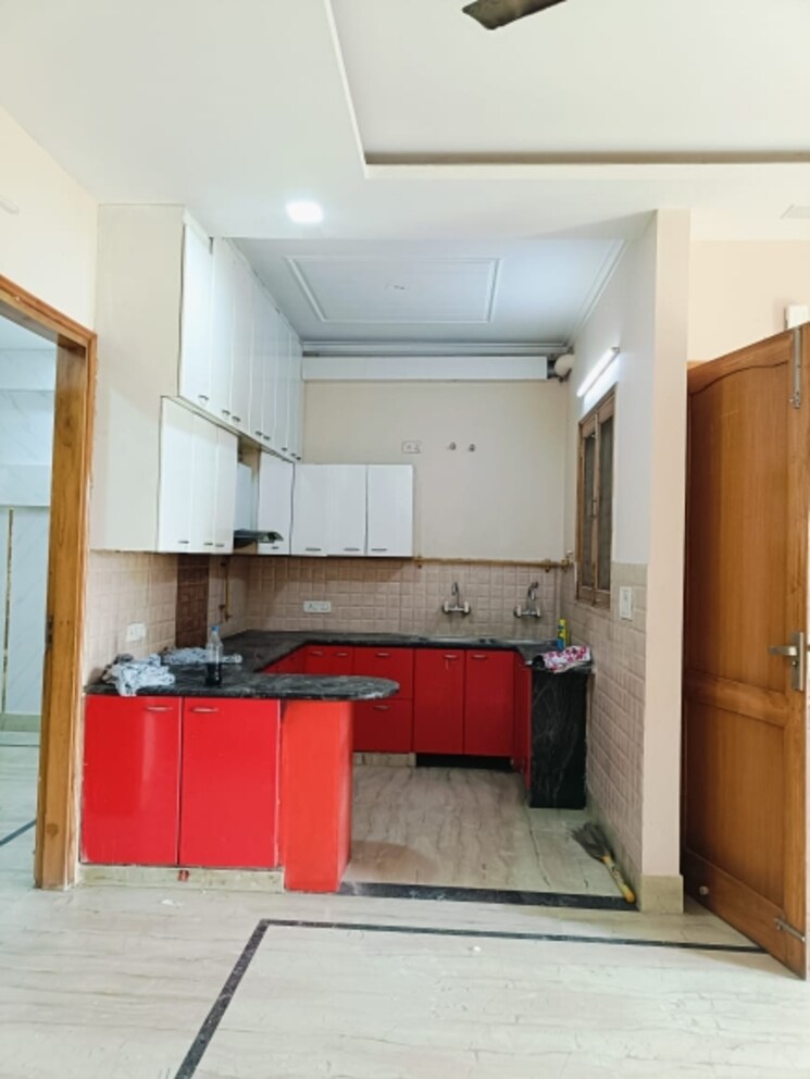 Kitchen, sector 21d 3.5 Bedroom 3500 Sq.Ft. Builder Floor In Sector 21d Faridabad 8068219