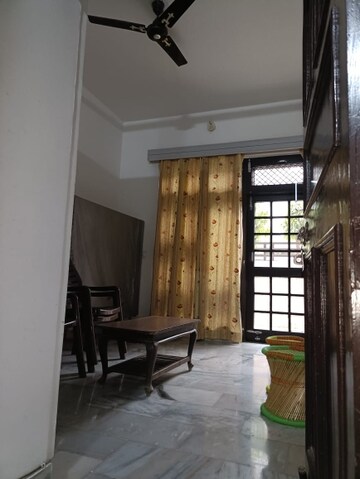 Living Room in 3.5 BHK Builder Floor at Sector 21d – for Sale