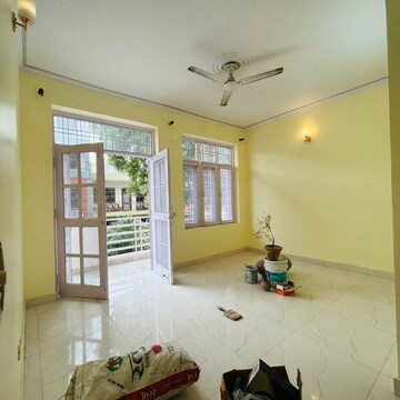 Living Room in 2 BHK Builder Floor at Palam Vihar – for Rent