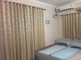 2 BHK Builder Floor For Rent in Qutub Plaza Sector 26 Gurgaon  8068235