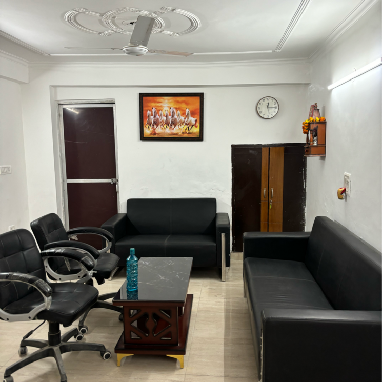 Team Area, chattarpur Commercial Office Space 450 Sq.Ft. In Chattarpur Delhi 8068275