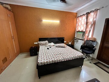 Bedroom in 1 RK Apartment at Sector 23a – for Rent