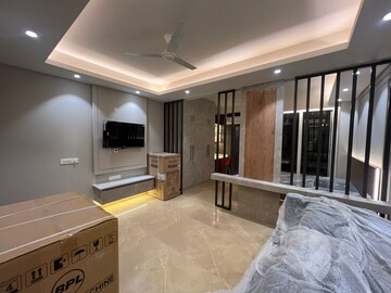 Bedroom in 1 BHK Builder Floor at Ansal Sushant Lok I, Sector 43 – for Rent