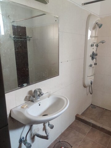 Bathroom in 5 BHK Builder Floor at Sector 25 – for Rent