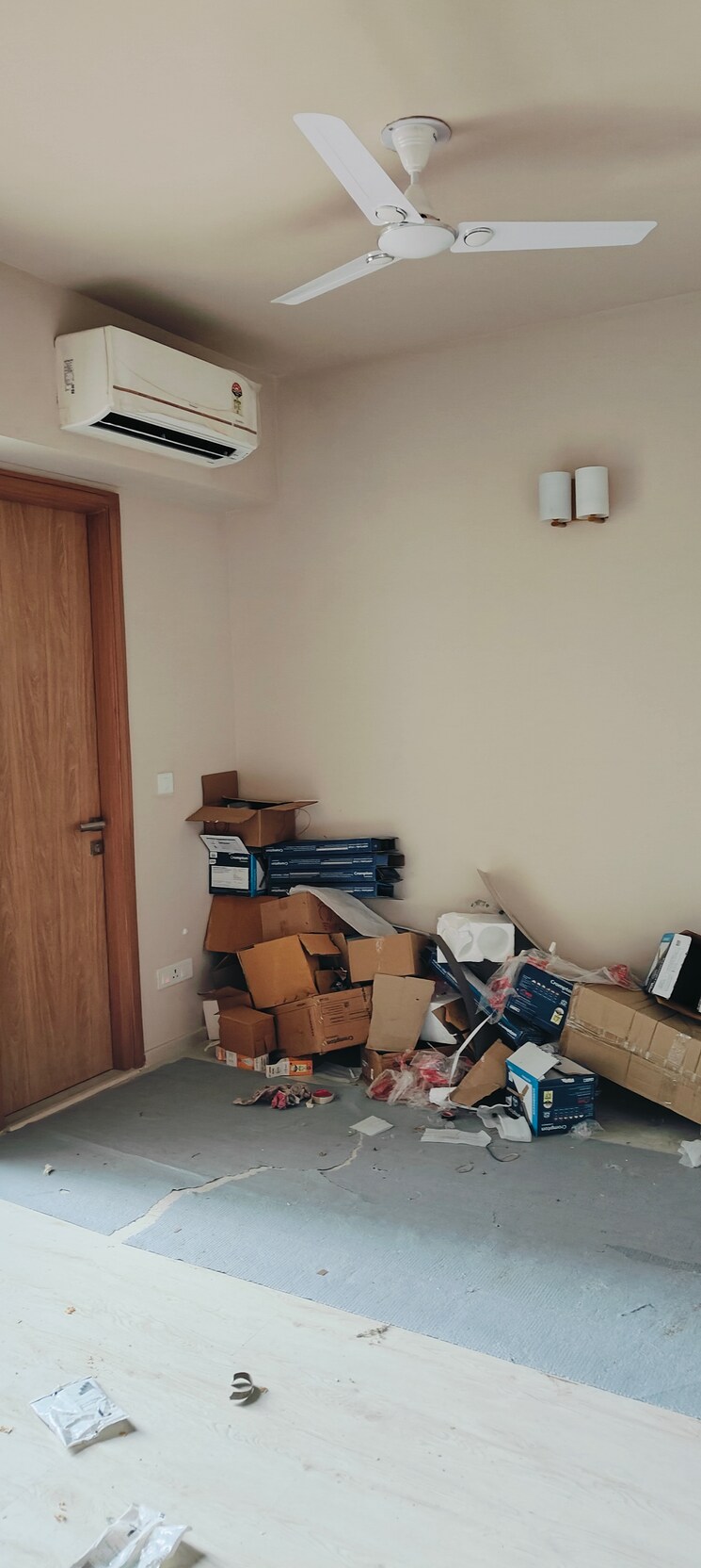 Living Room, m3m-heights 3 Bedroom 2054 Sq.Ft. Apartment In Sector 65 Gurgaon 8068396