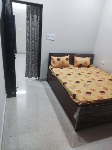 Bedroom in 3 BHK Apartment at Sector 47 – for Rent