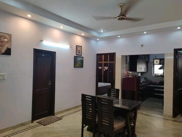 Living Room in 4 BHK Builder Floor at Sector 28 – for Rent