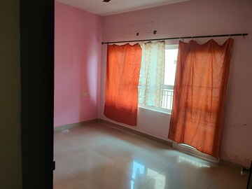 Room in 3 BHK Apartment at Sushma Urban Views, Ghazipur – for Sale