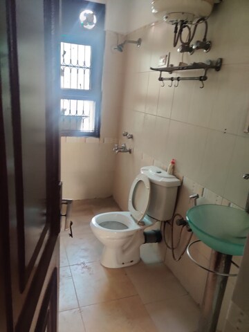 Bathroom in 5 BHK Builder Floor at Sector 25 – for Rent
