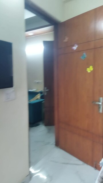 Room in 1 BHK Builder Floor at Saket – for Rent