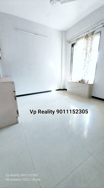 Room in 3 BHK Apartment at kushal Nivriti, Shreehans Nagar – for Rent