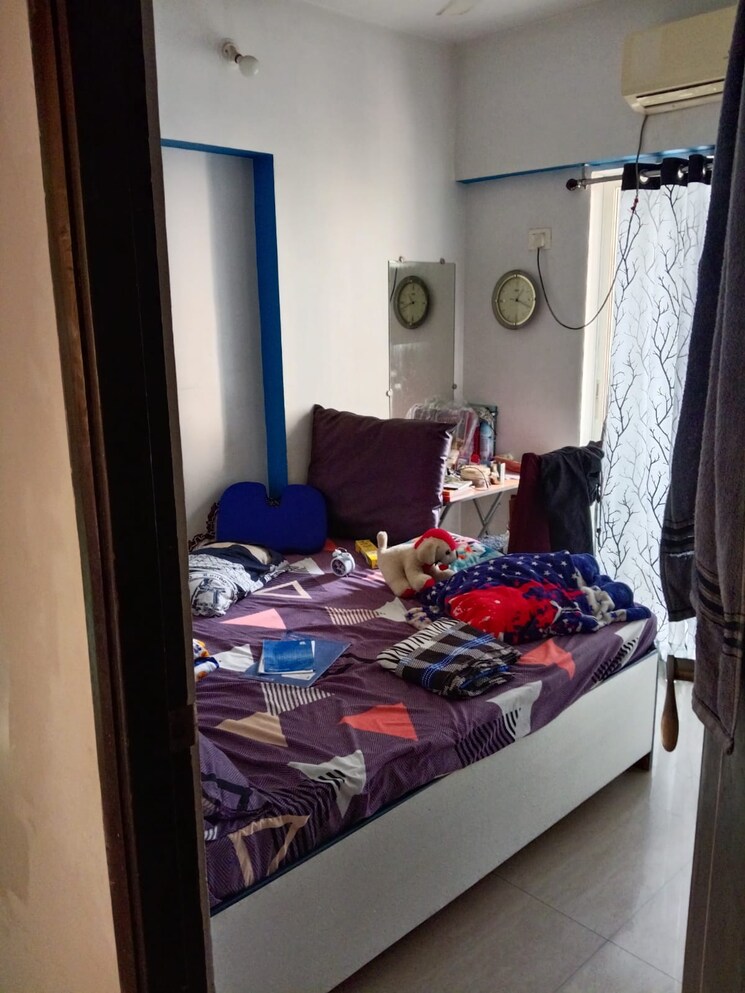 Bedroom, rosa-gardenia 2.5 Bedroom 850 Sq.Ft. Apartment In Ghodbunder Road Thane 8068532