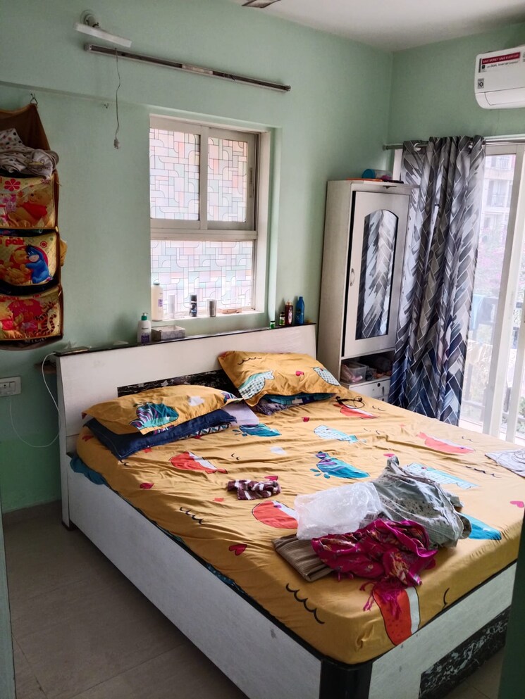 Bedroom, rosa-gardenia 2.5 Bedroom 850 Sq.Ft. Apartment In Ghodbunder Road Thane 8068532