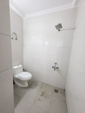 Bathroom in 1 BHK Builder Floor at Saket – for Rent