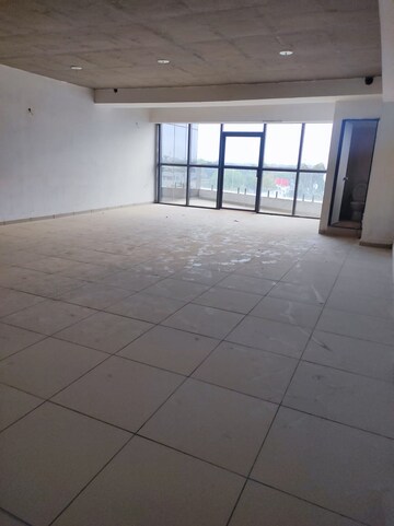 Room in  Office Space at Sindhubhavan – for Rent