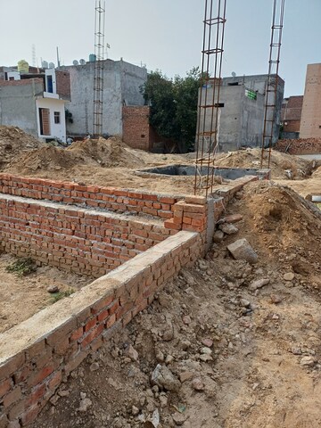  Plot For Sale in Dheeraj Nagar