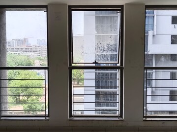 Room in  Office Space at Zion Z One, Bodakdev – for Rent