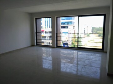 Room in  Office Space at Sindhubhavan – for Rent
