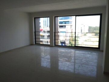 Room in  Office Space at Sindhubhavan – for Rent