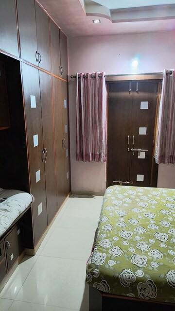 Bedroom in 3 BHK Apartment at Goyal Intercity, Memnagar – for Rent