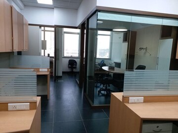 Commercial Office Space 1500 Sq.Ft. For Rent in Lower Parel Mumbai  8068707