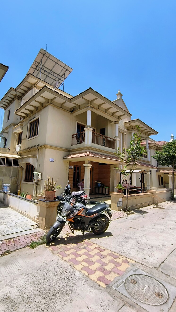 Exterior View, ghatlodia 3 Bedroom 3000 Sq.Ft. Villa In Ghatlodia Ahmedabad 8068740
