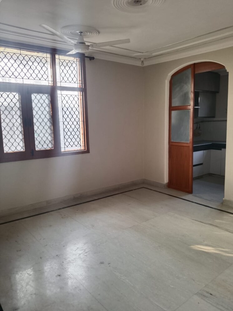 Room, ber sarai 1 Bedroom 500 Sq.Ft. Builder Floor In Ber Sarai Delhi 8068747