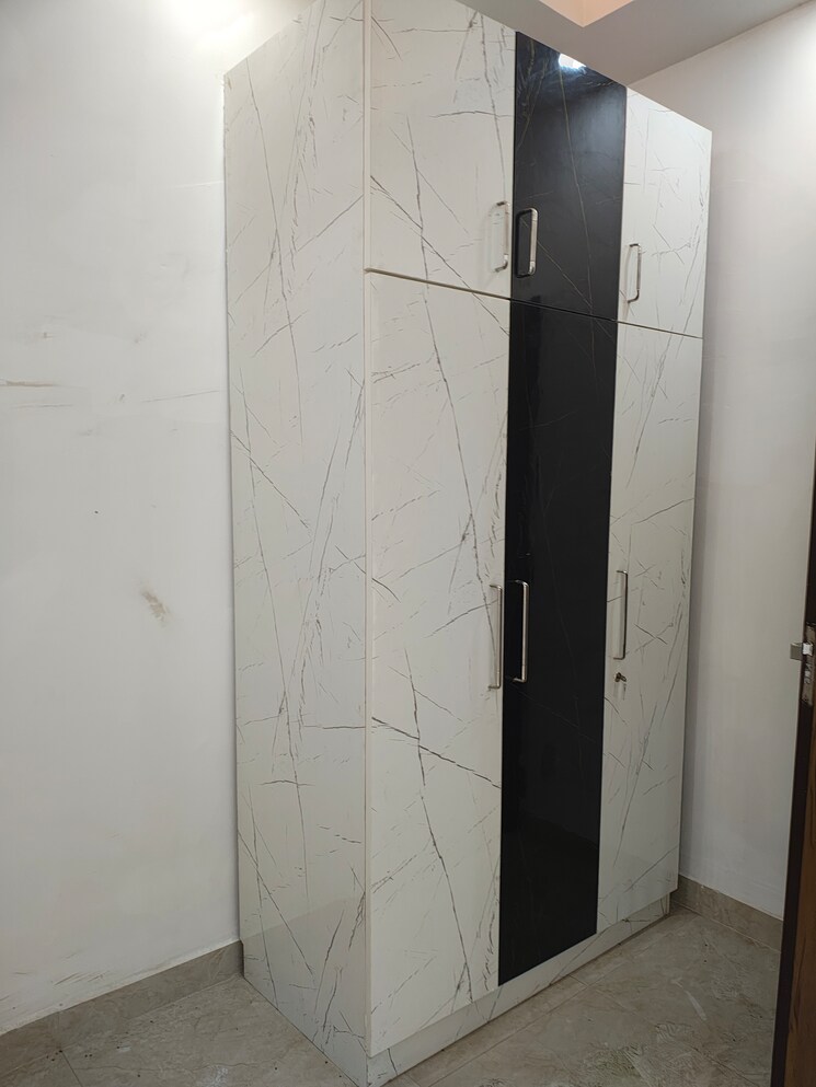 undefined, pratap vihar 6 Bedroom 1300 Sq.Ft. Builder Floor In Pratap Vihar Ghaziabad 8068849