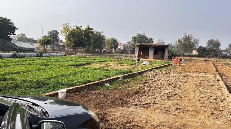 undefined, max-defence-city-apartments  110 Sq.Yd. Plot In Chaprana Colony Greater Noida 8068866