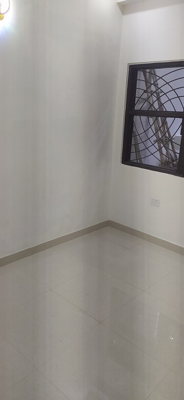 Room in 2 BHK Builder Floor at Niti Khand – for Sale