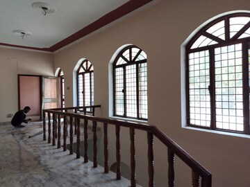 Balcony in 6 BHK Independent House at Chakdalanwala – for Sale
