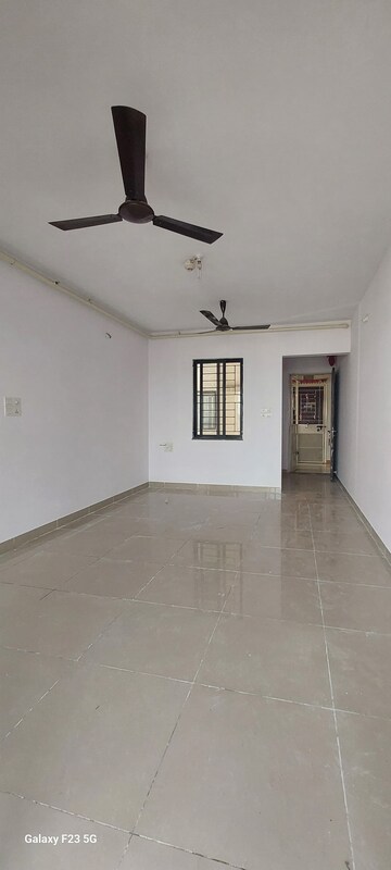 Room in 3 BHK Apartment at Nanded Asawari, Nanded – for Rent