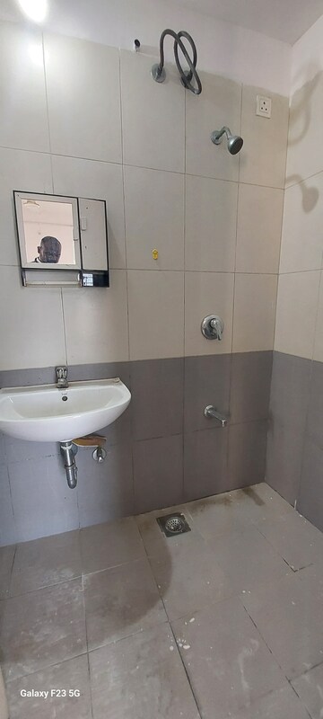 Bathroom in 3 BHK Apartment at Nanded Asawari, Nanded – for Rent