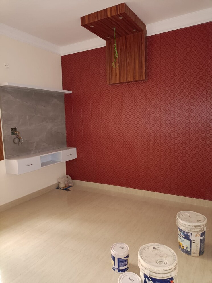 Room, defence colony 3 Bedroom 120 Sq.Yd. Independent House In Defence Colony Dehradun 8068919