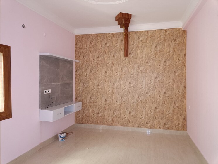 undefined, defence colony 3 Bedroom 120 Sq.Yd. Independent House In Defence Colony Dehradun 8068919