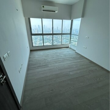 2 BHK Apartment For Sale in Lodha Allura, Worli