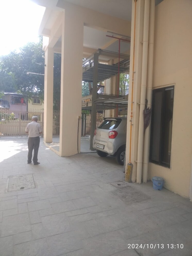  Parking, datta-tower-thane 2 Bedroom 900 Sq.Ft. Apartment In Naupada Thane 8068923