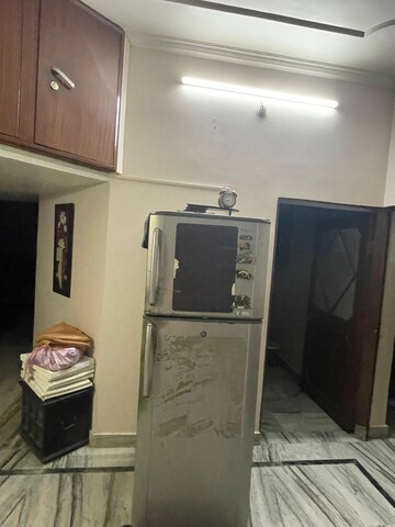 Furnished Amenities in 3 BHK Builder Floor at Mansarovar Extension – for Rent