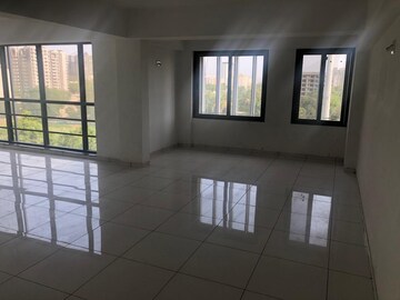 Room in  Office Space at Bodakdev – for Rent