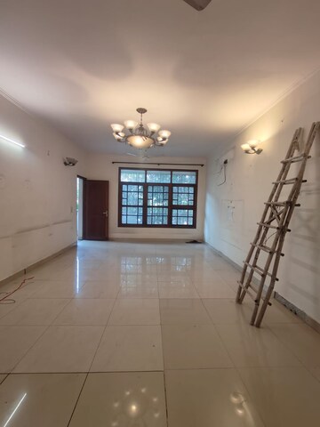 Room in 3 BHK Builder Floor at East Of Kailash – for Rent