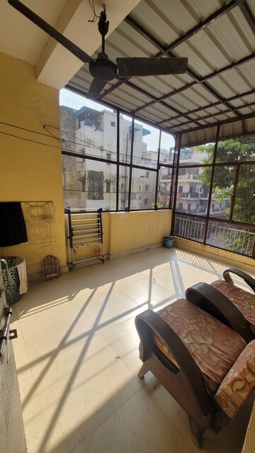 Balcony in 1 BHK Apartment at Dilshad Garden – for Rent
