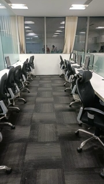 Commercial Office Space 2352 Sq.Ft. For Rent in Sector 18 Gurgaon  8068984