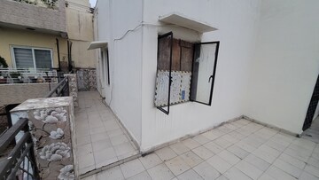 Balcony in 2 BHK Apartment at Dilshad Garden – for Rent
