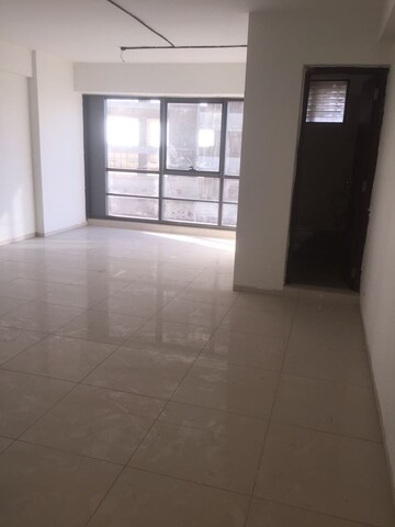  Office Space For Rent in Sg Highway