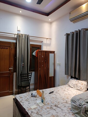 Living Room in Studio Builder Floor at Chittaranjan Park – for Rent
