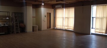 Room in  Office Space at Hiranandani Gardens, Powai – for Rent